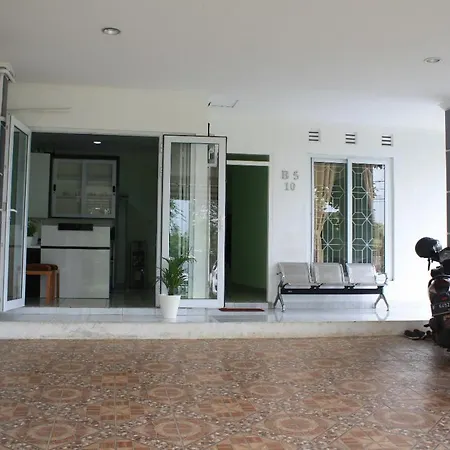 Aquina House-2